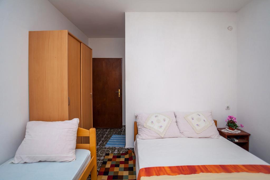 Apartments Marko Tivat Exterior foto